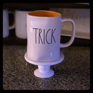 Rae Dunn reversible “TRICK/TREAT” mug